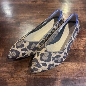 Rothys Point II sparkly cat print size 9